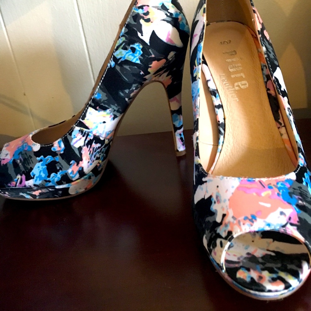 Pure leather heels